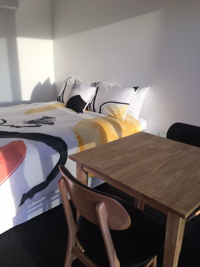Port Lincoln Shark Apartment 1 Bagian luar foto