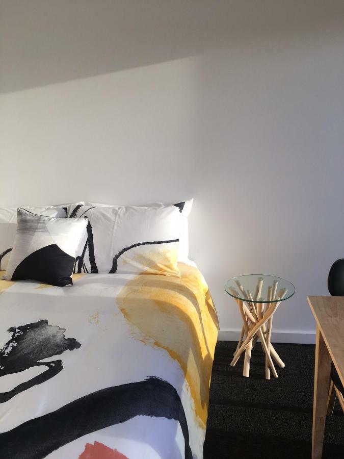 Port Lincoln Shark Apartment 1 Bagian luar foto