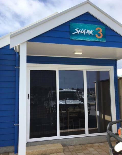 Port Lincoln Shark Apartment 1 Bagian luar foto